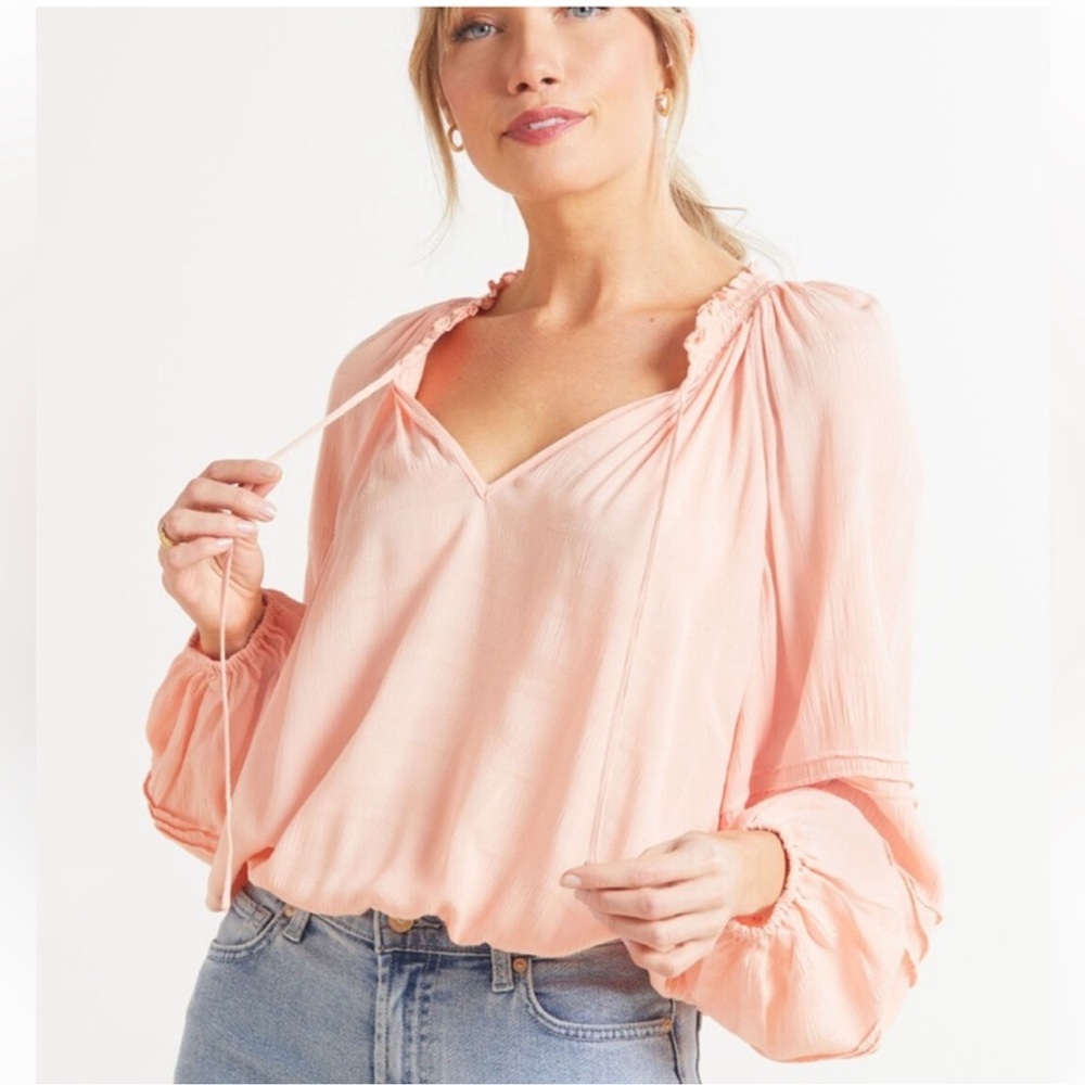 Sanctuary Jet Setter Long Sleeve peach Top. Size small